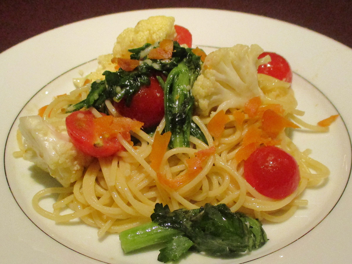 旬菜とカラスミのペペロンチーノ