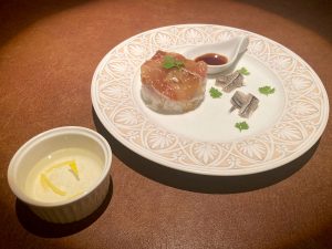 メイン：かんぱち丼セルクル仕立て