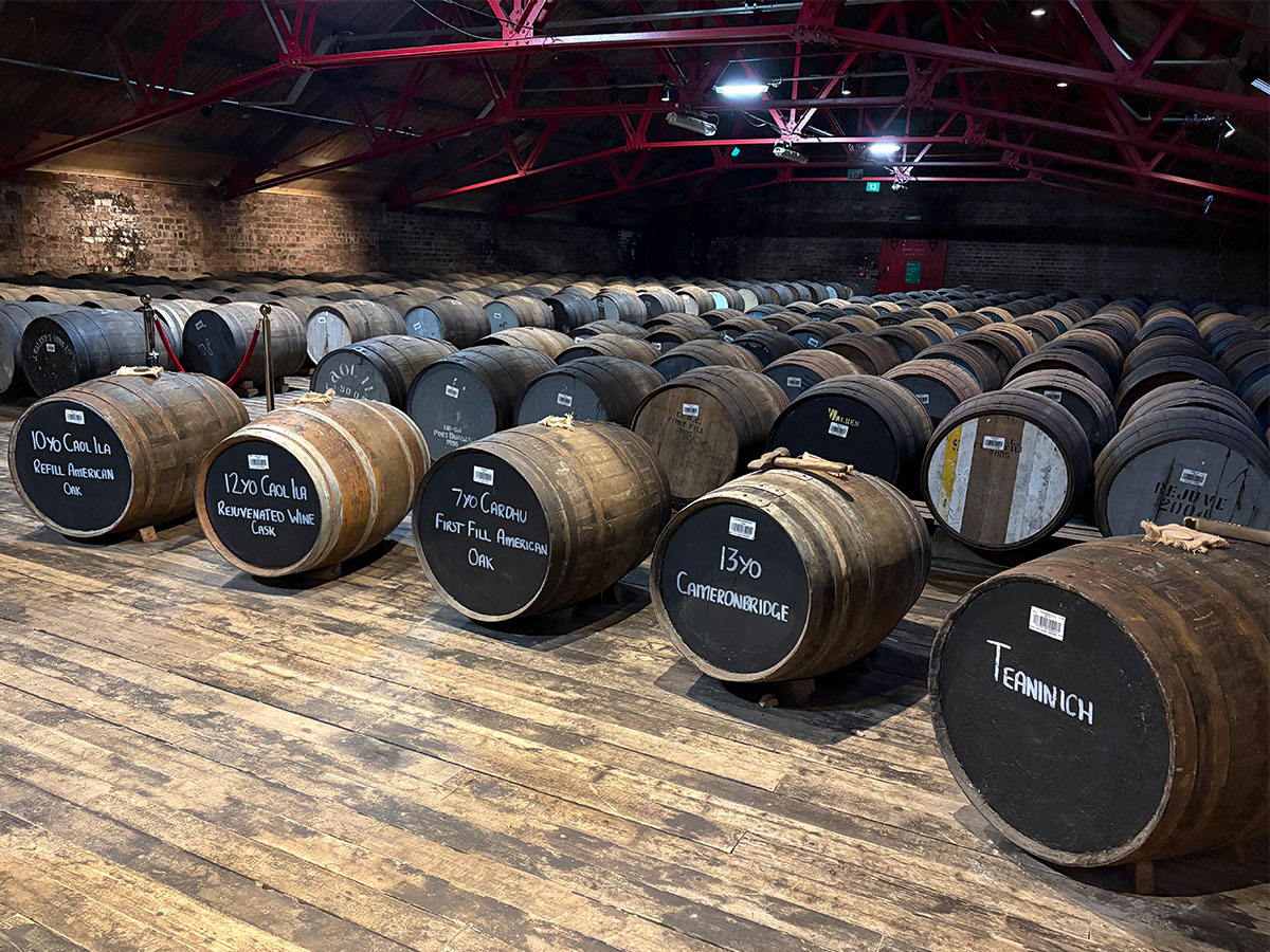 calilabarrels カリラ蒸留所の熟成庫