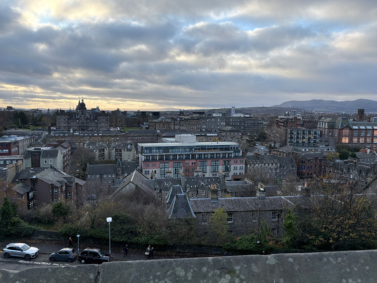 edi3 エジンバラ